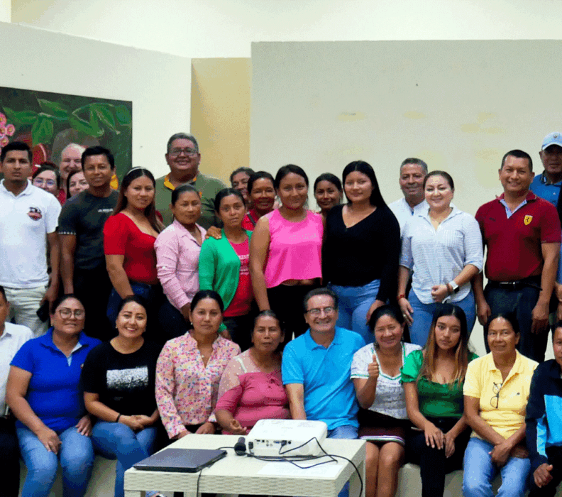 Organizaciones de Orellana fortalecen conocimientos sobre normativa financiera