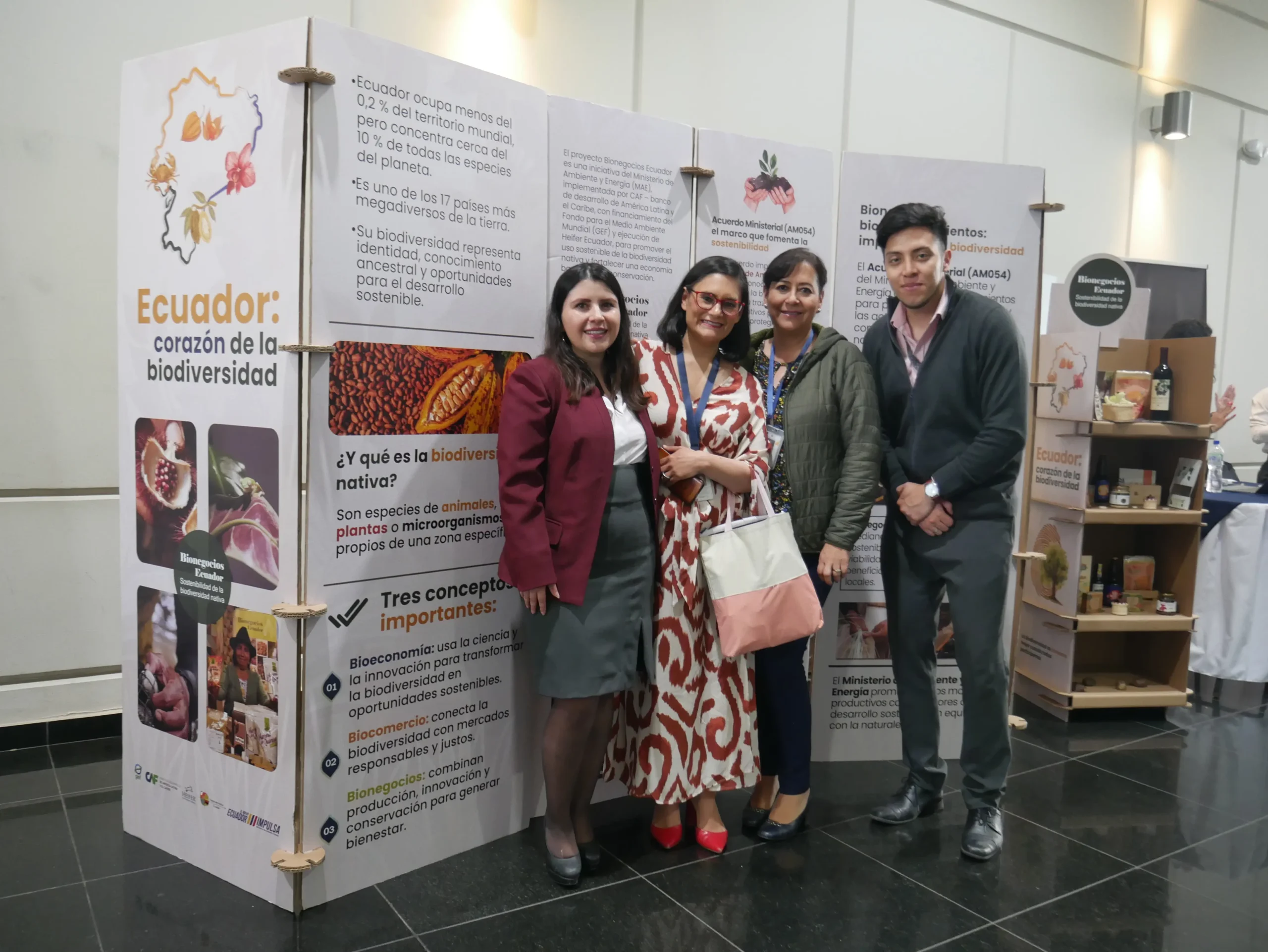 Proyecto Bionegocios Ecuador participó en el evento “Un Camino para Crecer”
